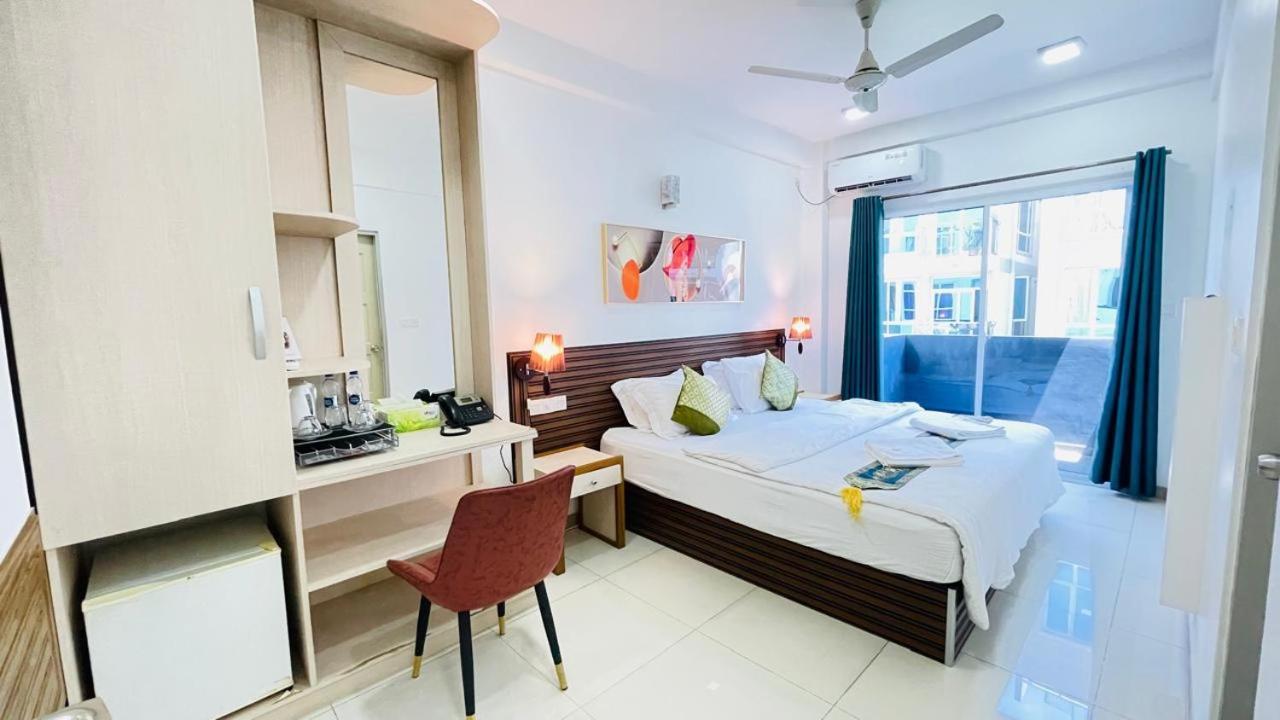 Hs Miracle Grand Hotel Hulhumale Kültér fotó